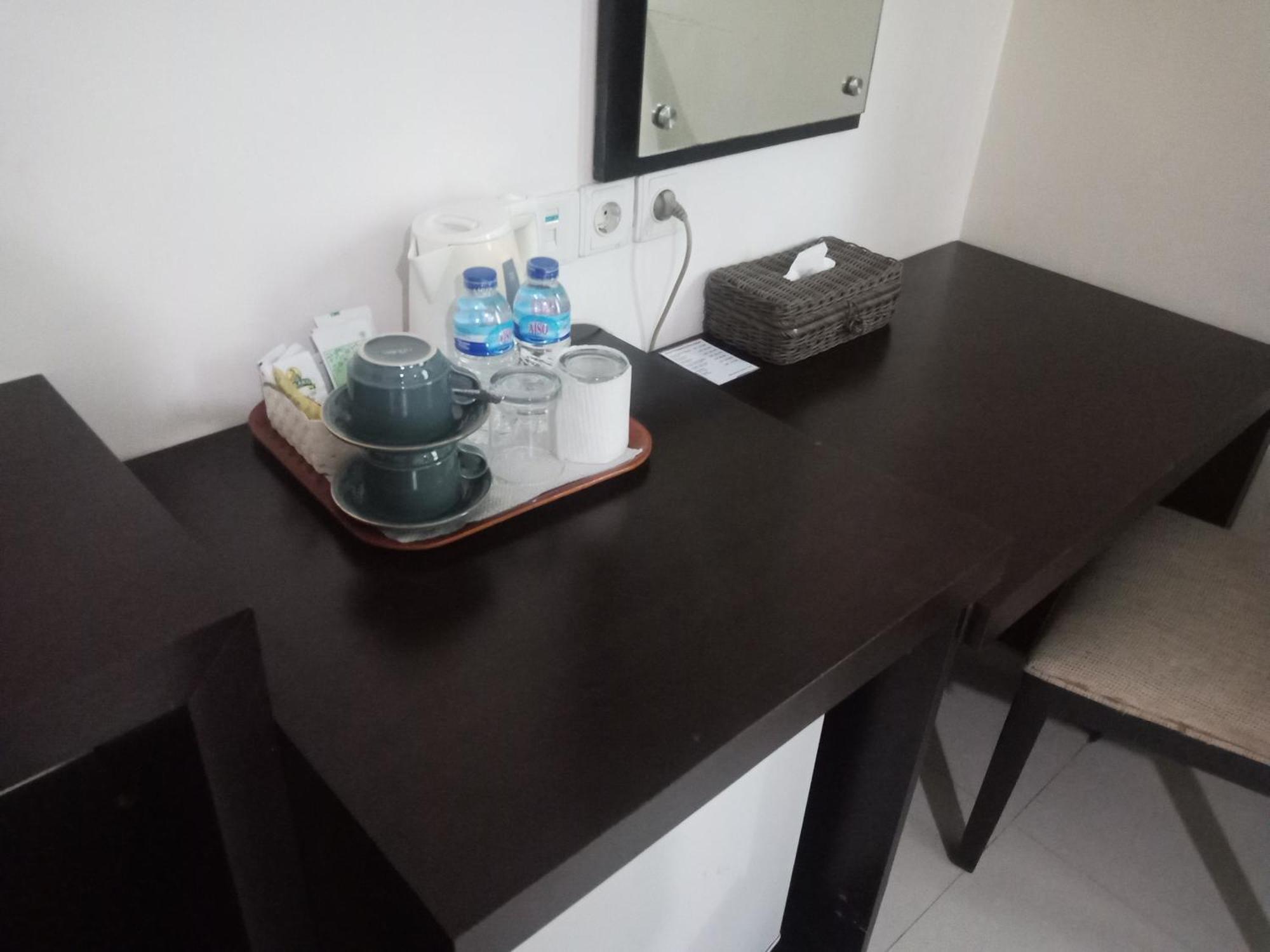 Manise Hotel Ambon Exterior photo